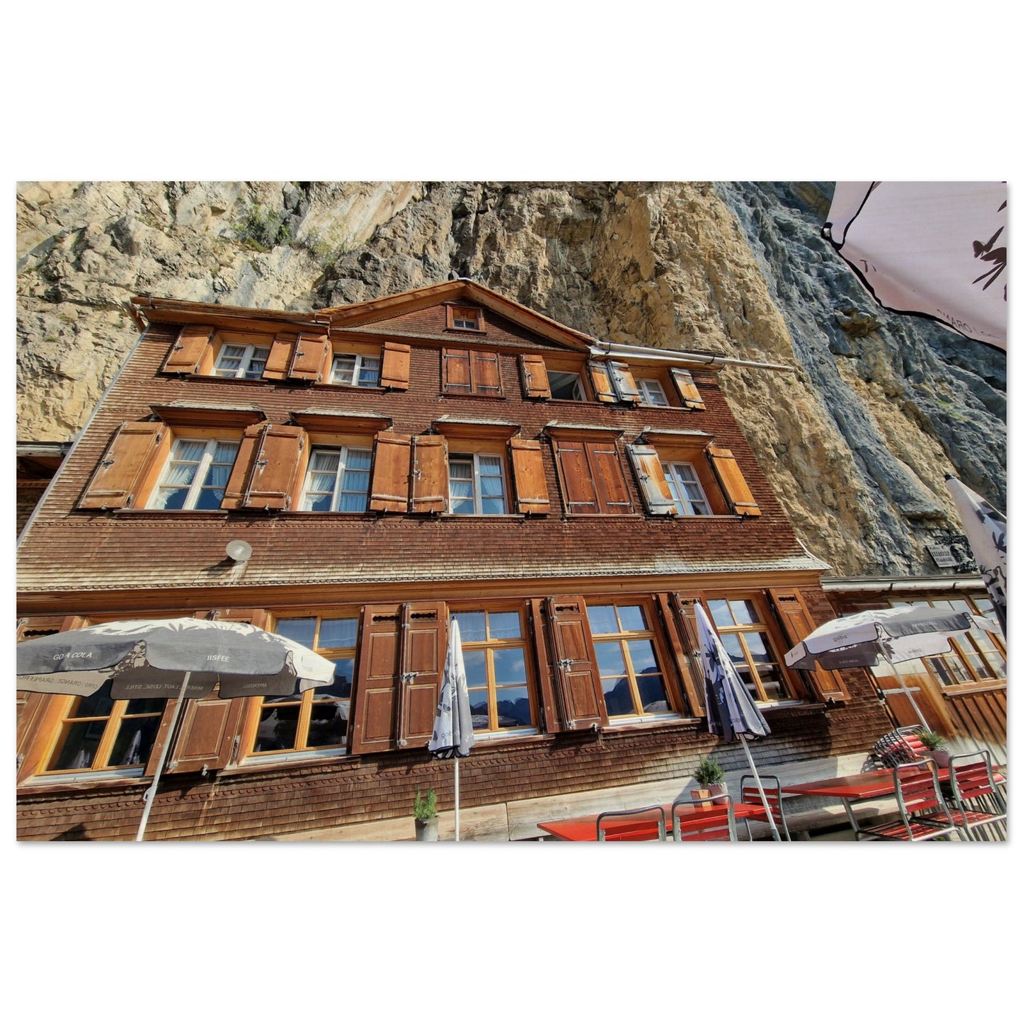 965d56c2-460a-4a7f-8b7d-8162a00d8ede