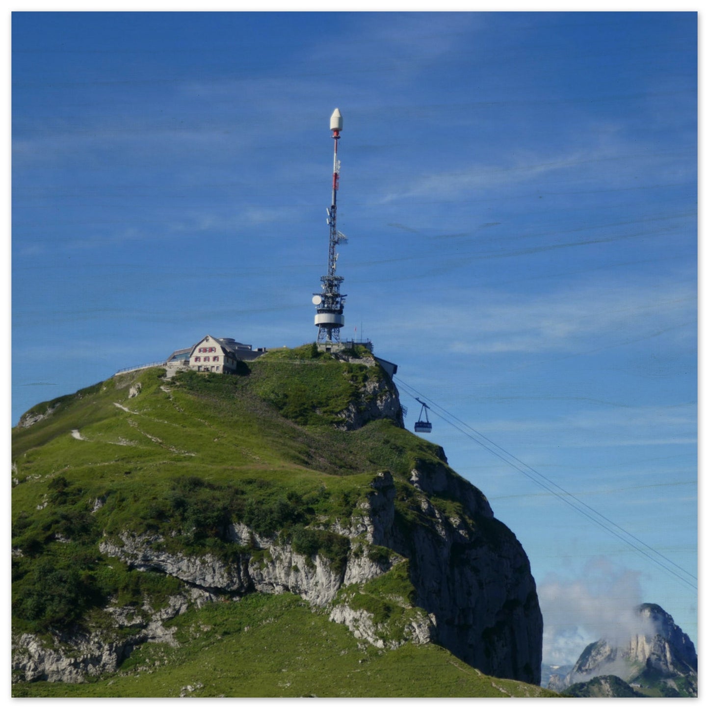 fc860515-a218-4e0a-9956-6fc5e50a3760